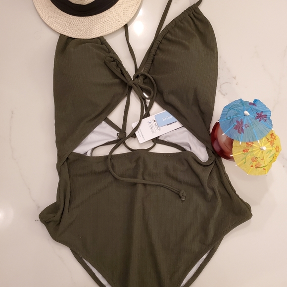 Cupshe NWT Army Green Strappy Bathing Suit XL - Picture 7 of 9